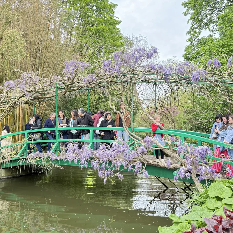 Jardines y estanque de nenúfares de la casa de Monet en Giverny